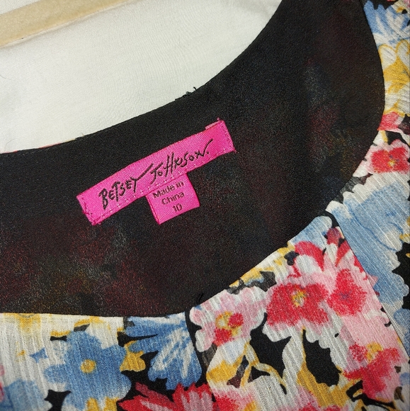 Betsey Johnson dress, size 10, floral print, lace detail - Picture 1 of 3